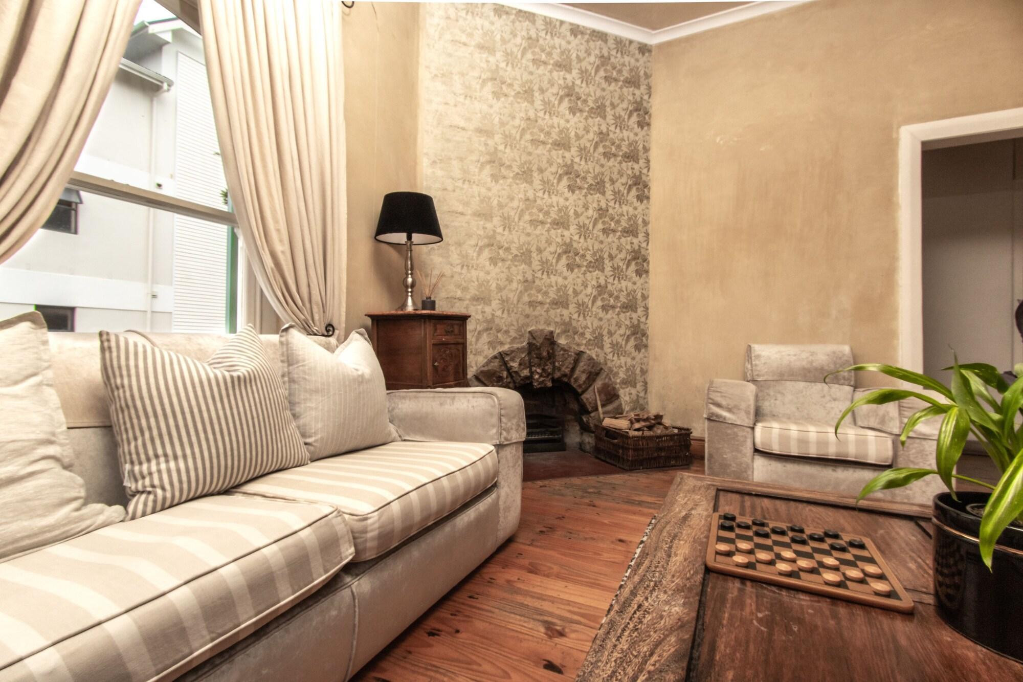 Auberge Burgundy Boutique Hotel & Spa Hermanus Exterior photo