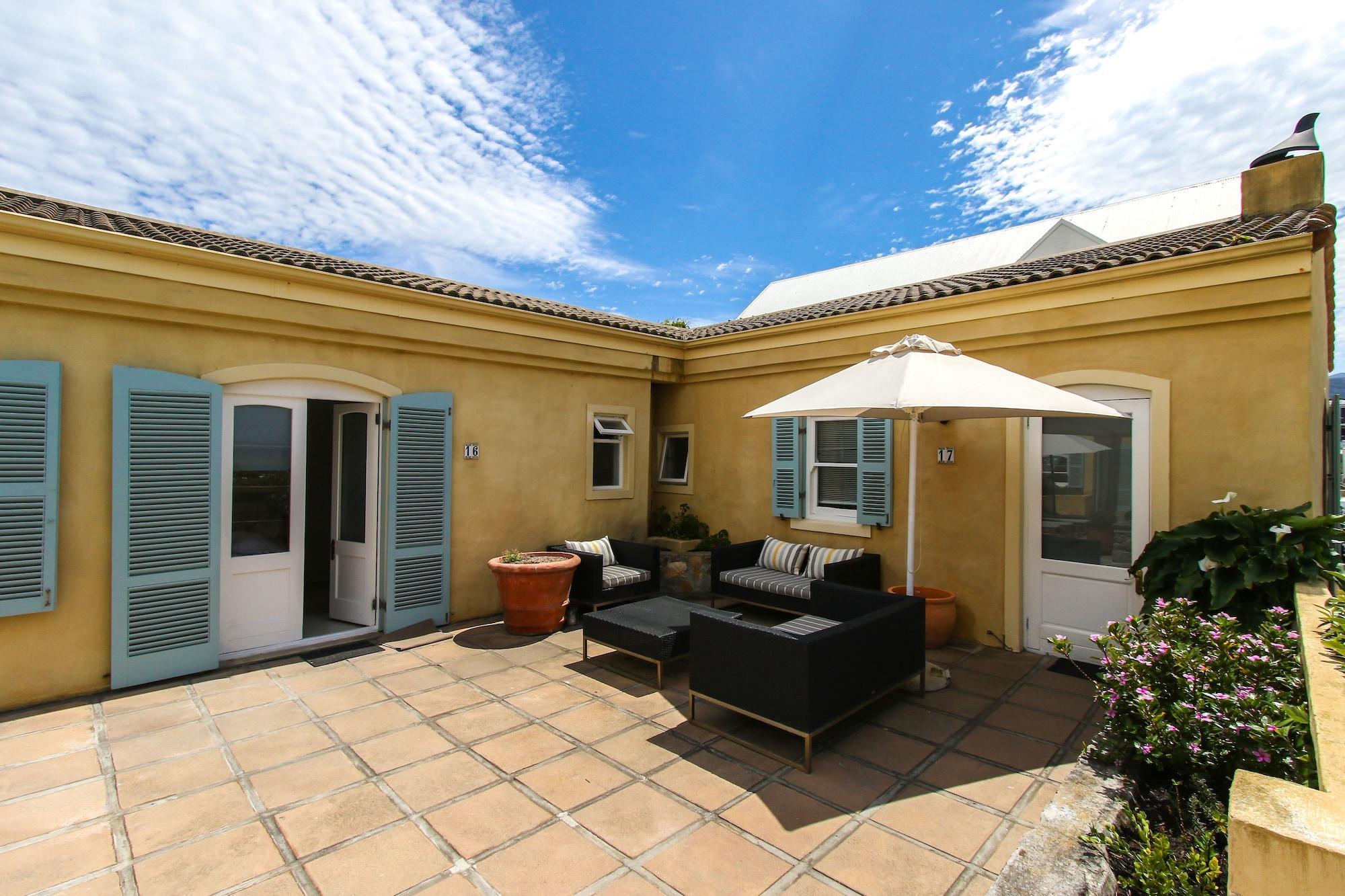 Auberge Burgundy Boutique Hotel & Spa Hermanus Exterior photo