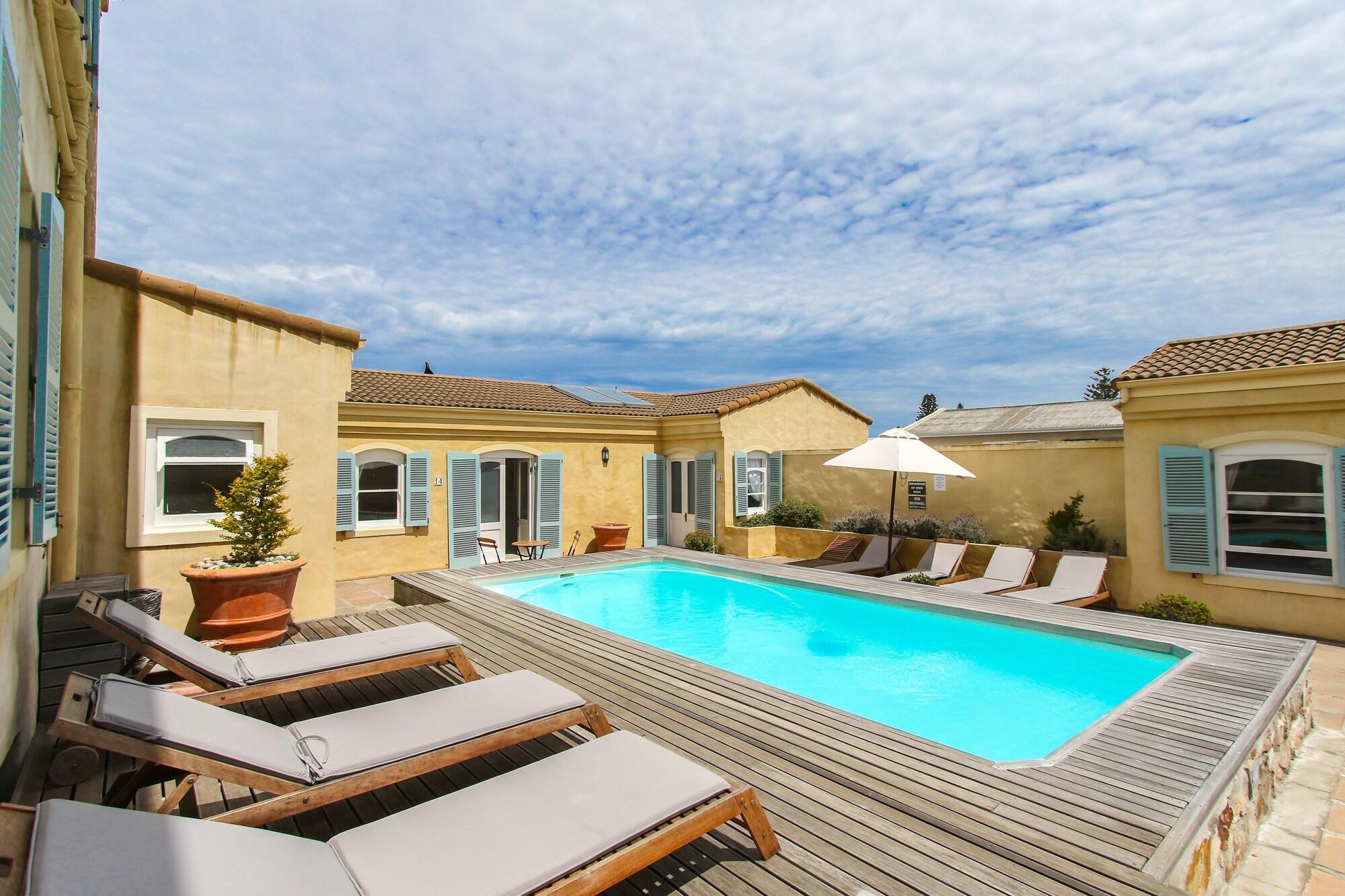 Auberge Burgundy Boutique Hotel & Spa Hermanus Exterior photo