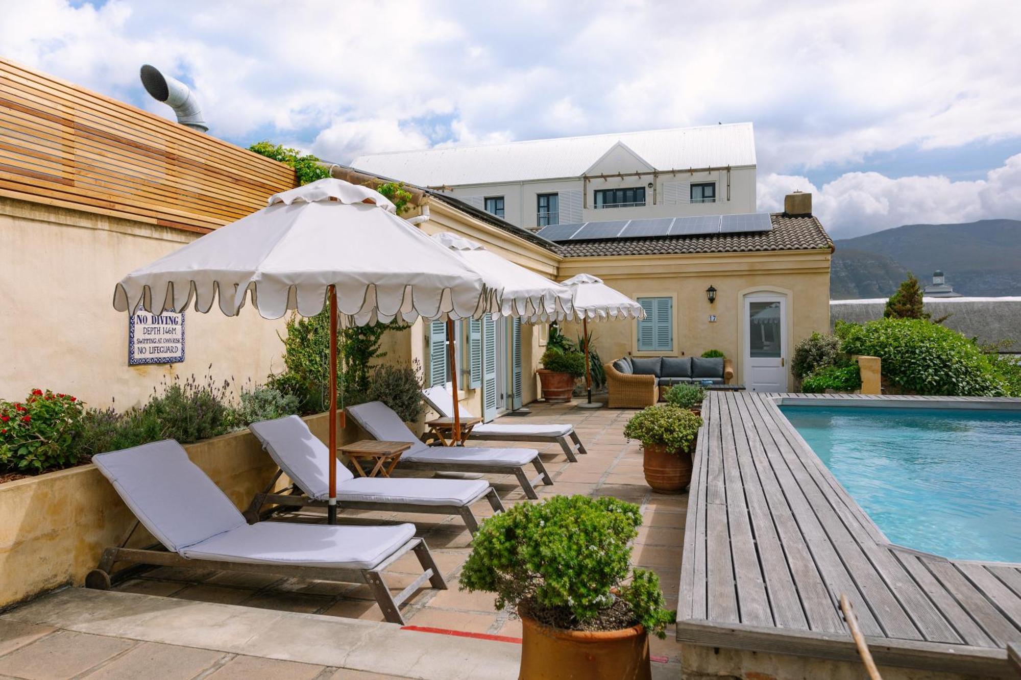 Auberge Burgundy Boutique Hotel & Spa Hermanus Exterior photo