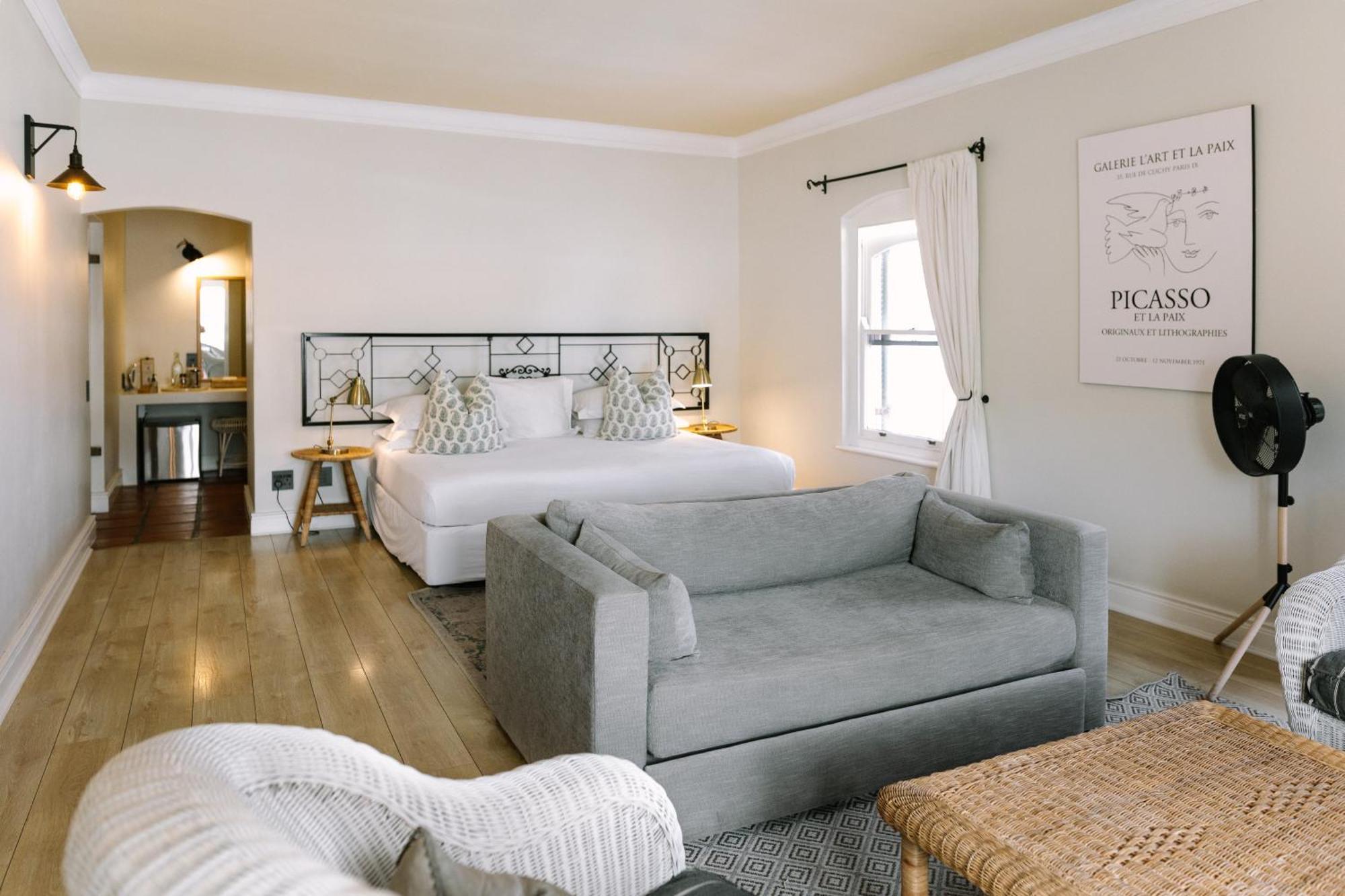Auberge Burgundy Boutique Hotel & Spa Hermanus Exterior photo